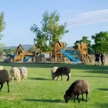 아파트 La Ferme Pedagogique *